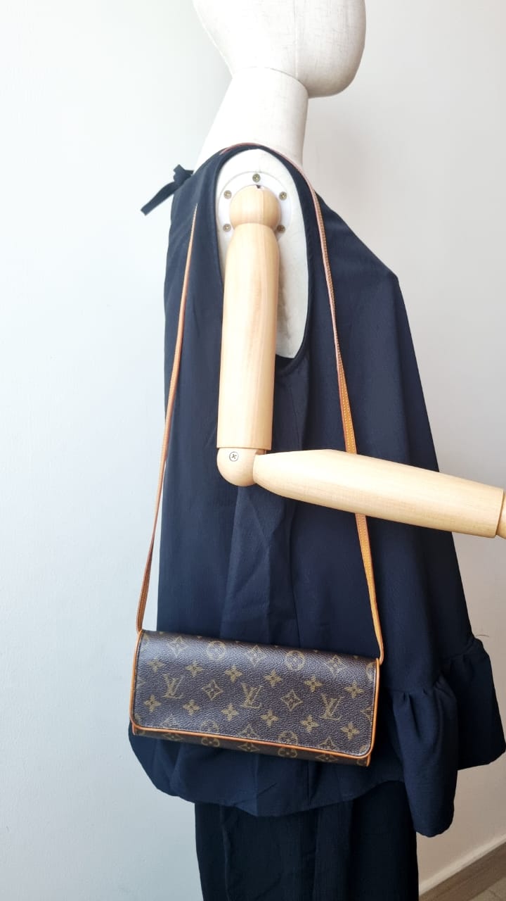 Pochette Toile Monogram Classique