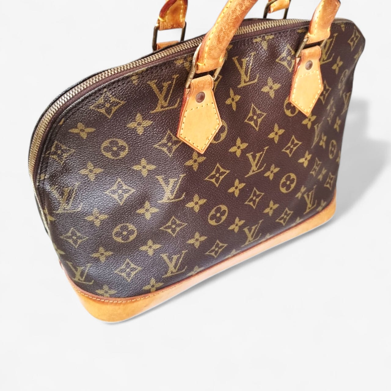 Louis Vuitton Alma MM