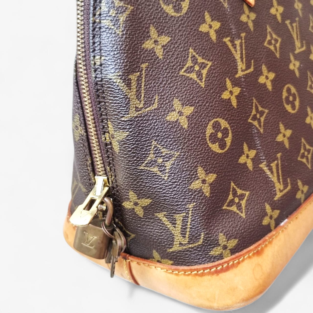 Louis Vuitton Alma MM