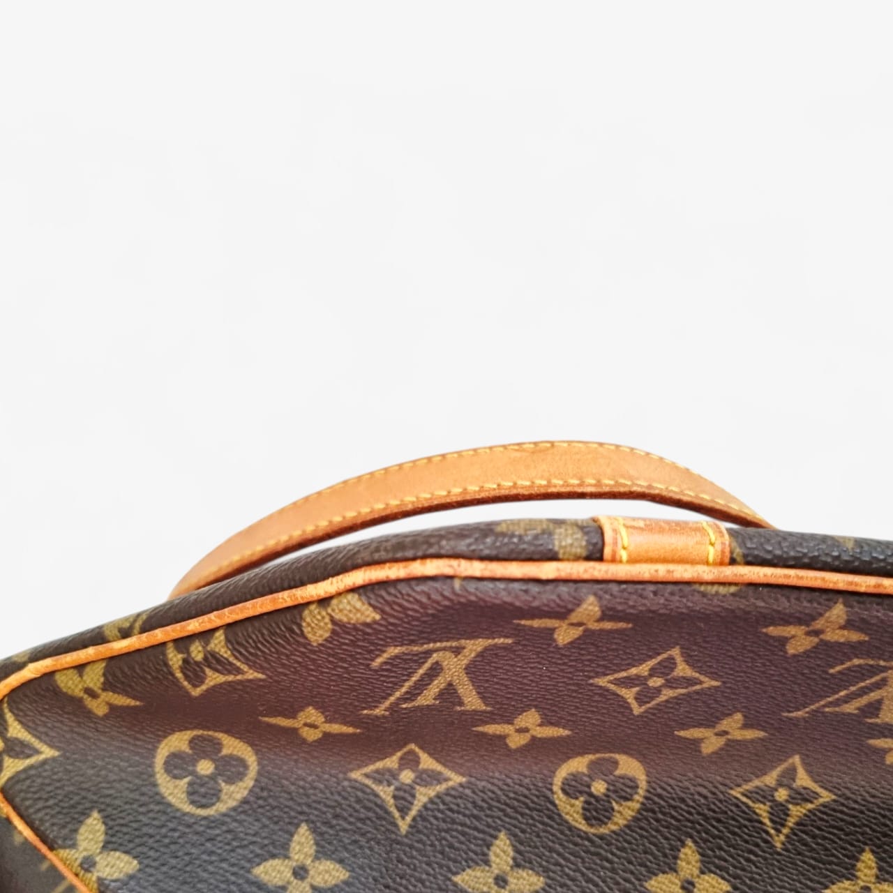 Louis Vuitton Mezzo