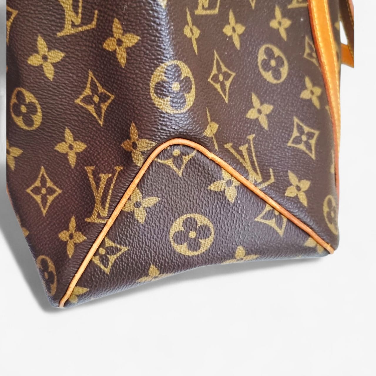Louis Vuitton Mezzo