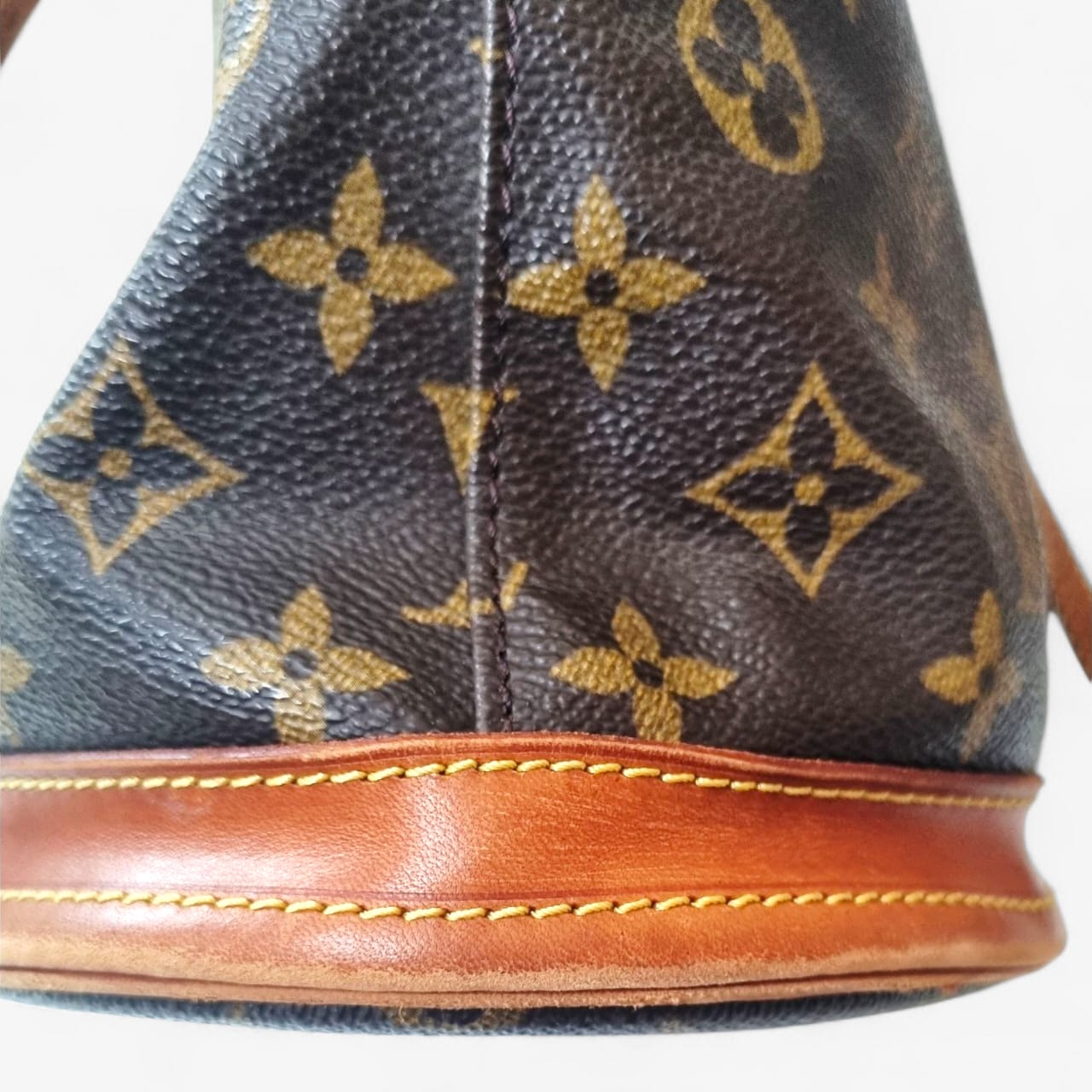 Louis Vuitton Bucket