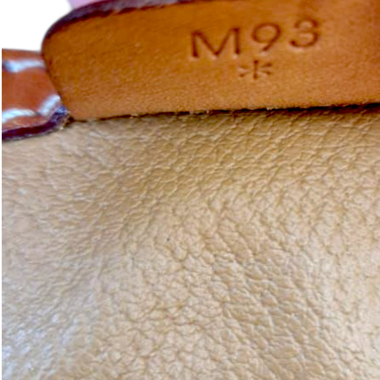 Céline- Vintage Macadam