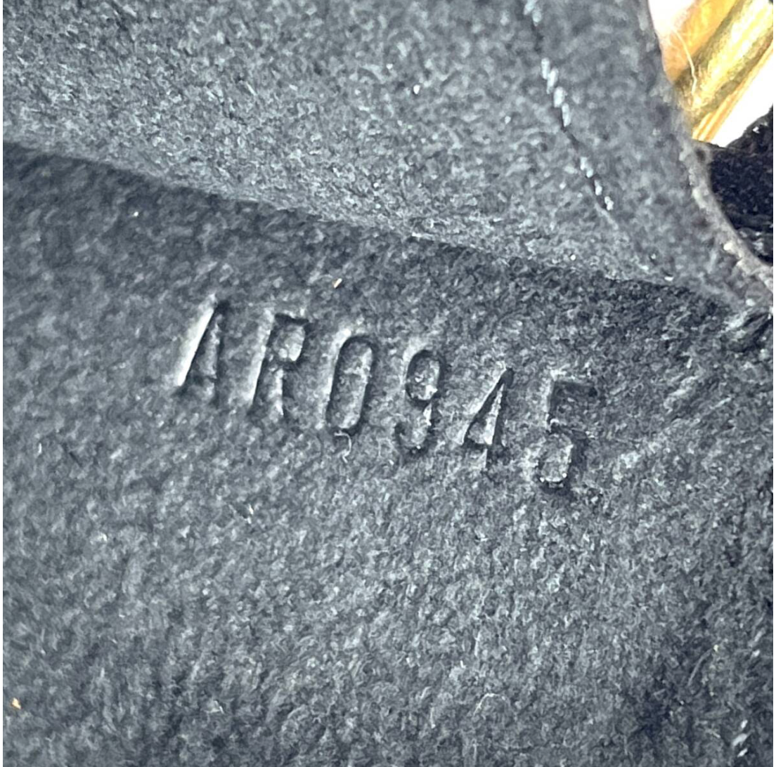 Louis Vuitton Pochette accessoire