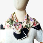 Yves Saint Laurent - Foulard