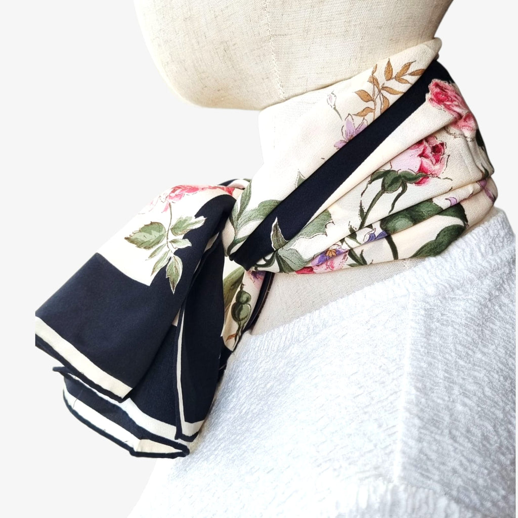 Yves Saint Laurent - Foulard