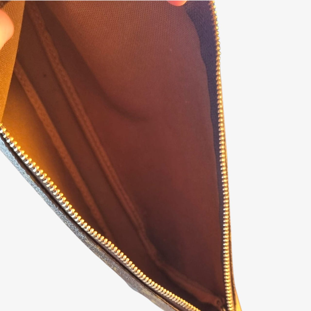 Louis Vuitton -  Pochette Accessoire