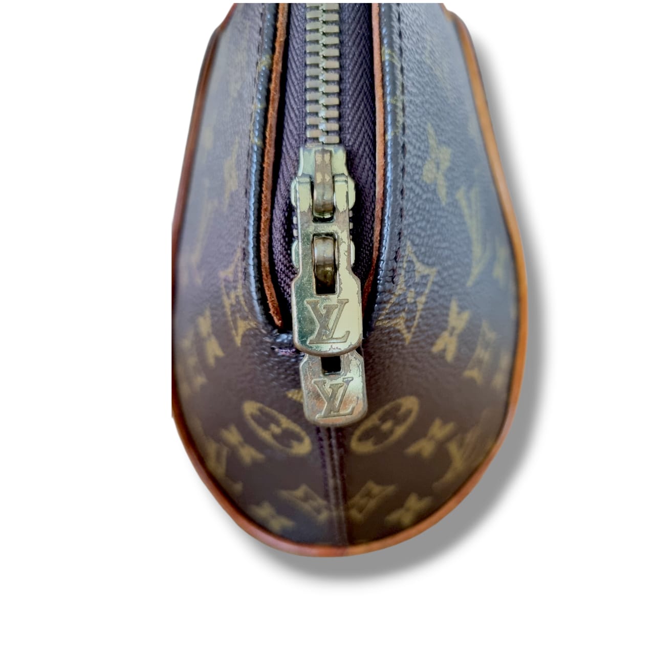 Louis Vuitton - Ellipse PM (E2)