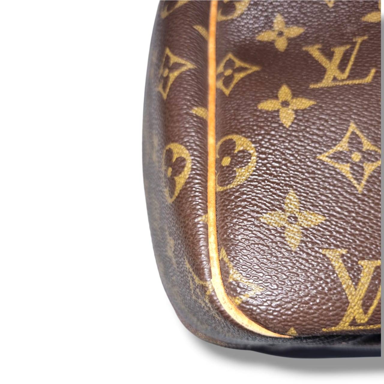 Louis Vuitton - Excursion