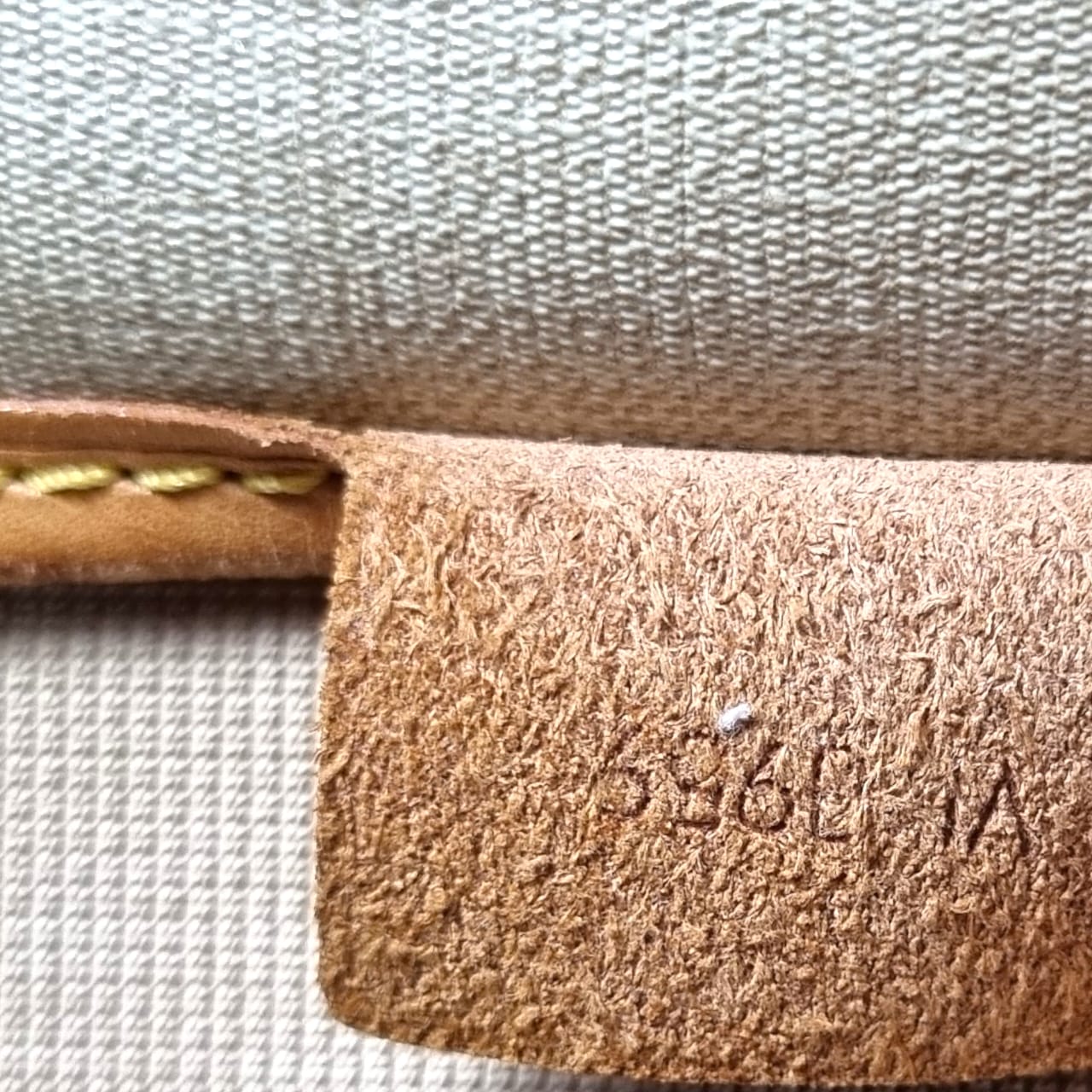 Louis Vuitton - Excursion