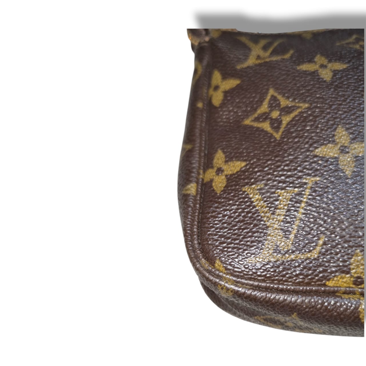 Louis Vuitton -  Pochette Accessoire