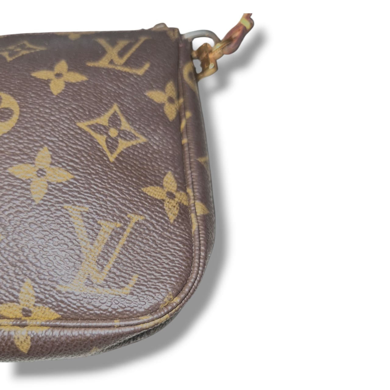 Louis Vuitton -  Pochette Accessoire