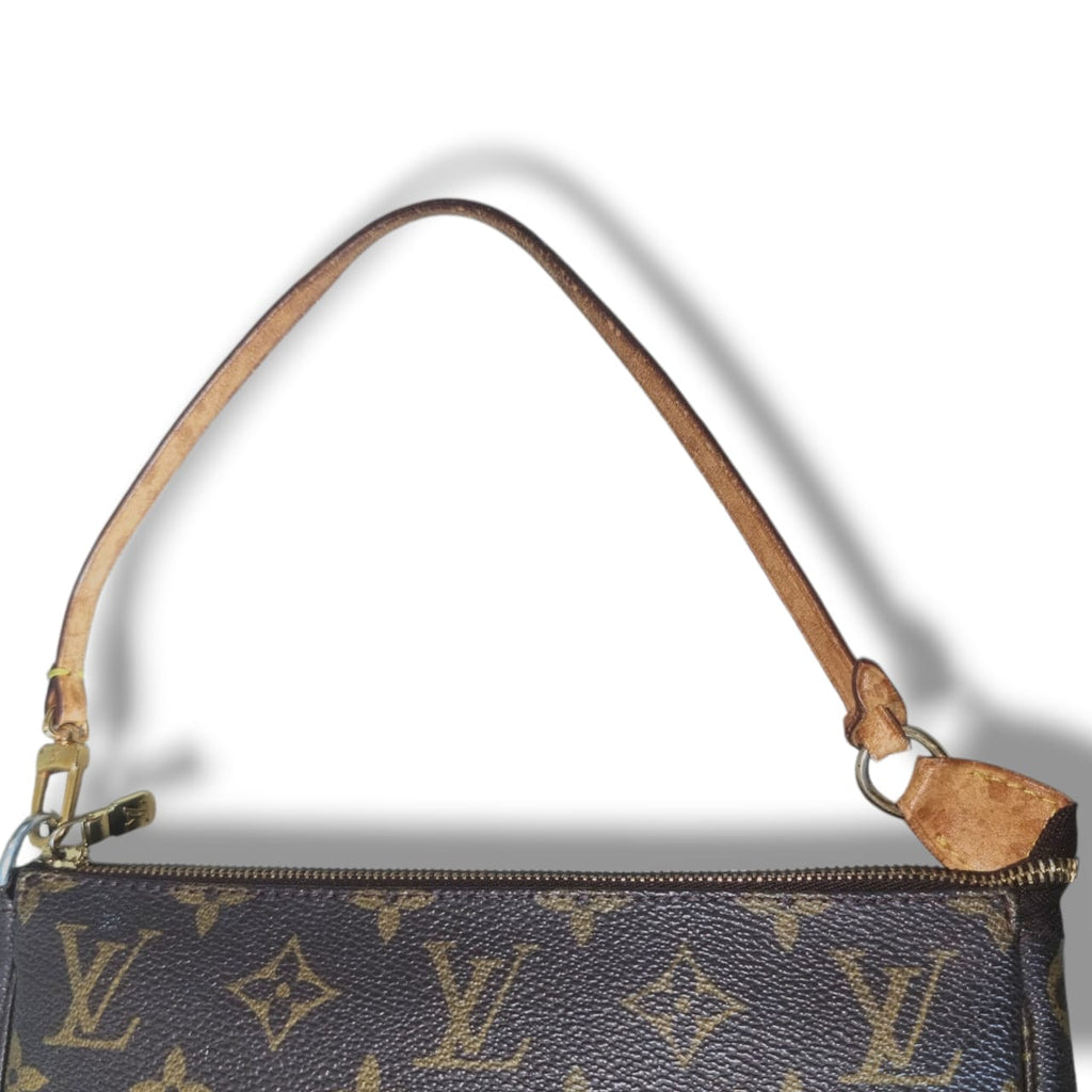 Louis Vuitton -  Pochette Accessoire