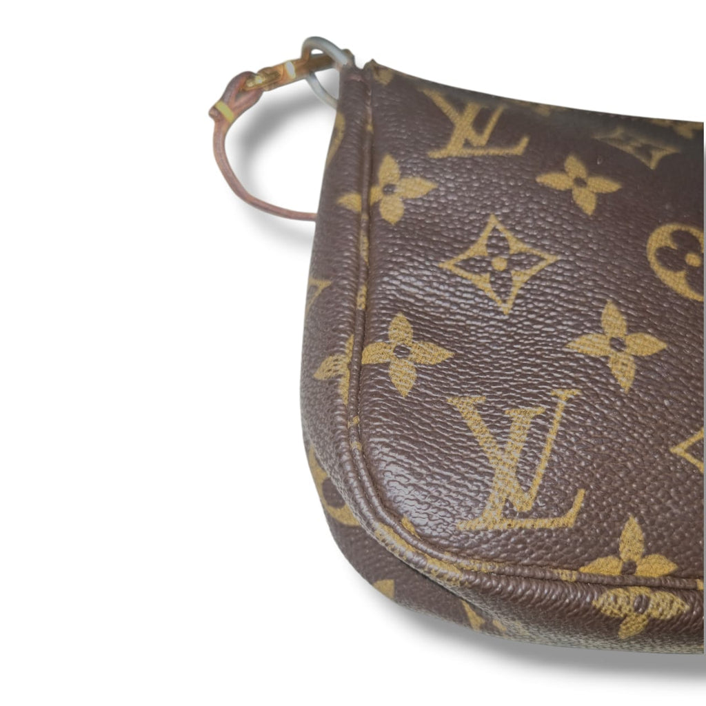 Louis Vuitton -  Pochette Accessoire