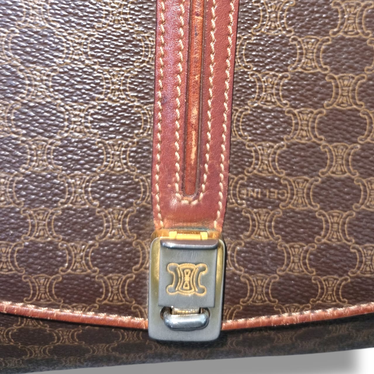 Céline Sac bandoulière Macadam