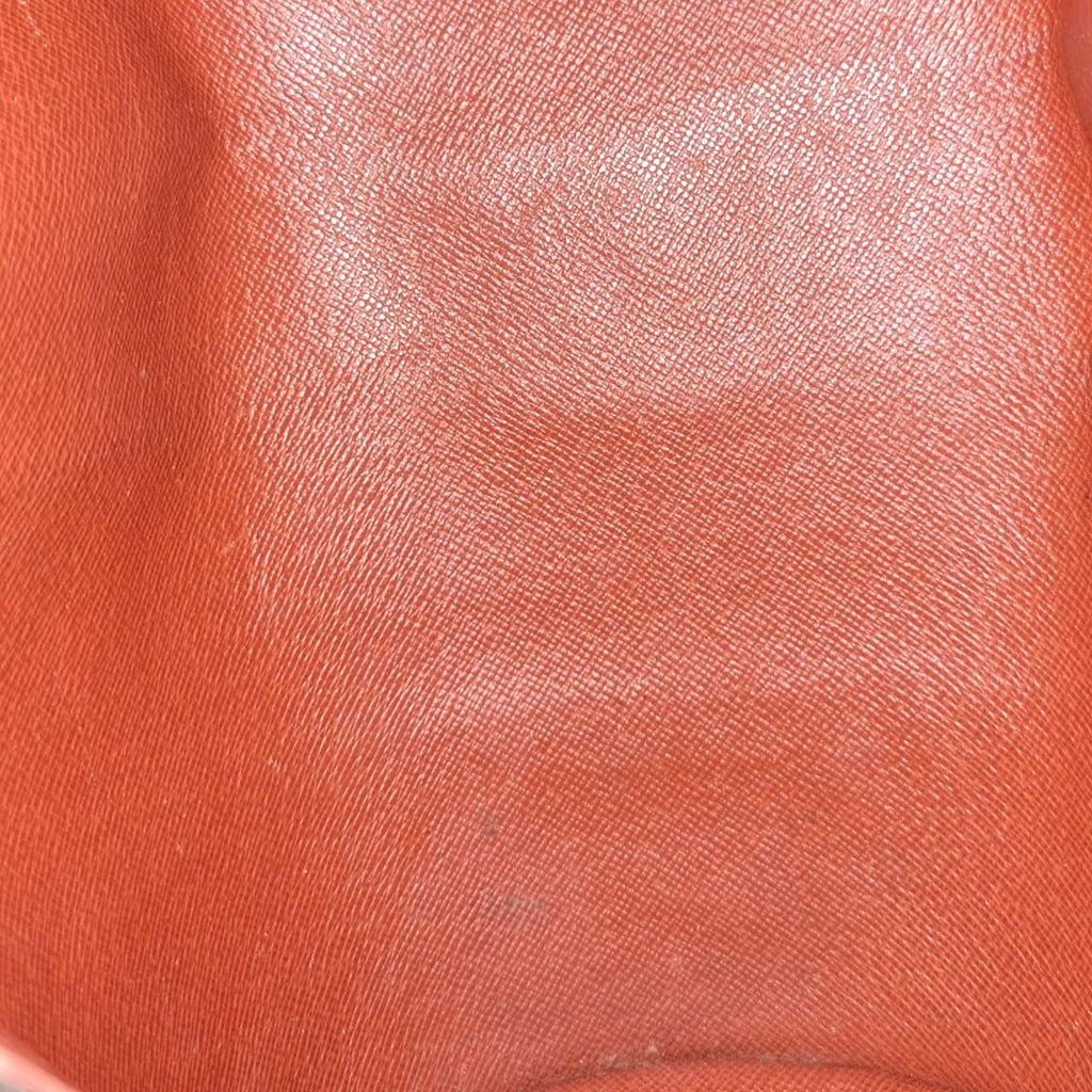 Louis Vuitton Papillon