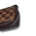 Louis Vuitton Pochette accessoire damier