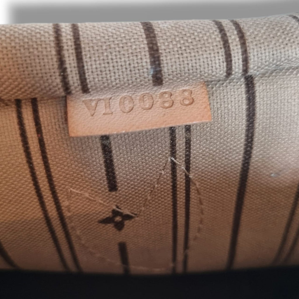 Louis Vuitton Neverfull