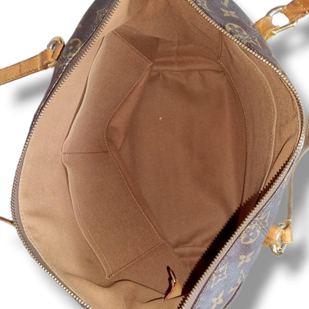 Louis Vuitton Totally