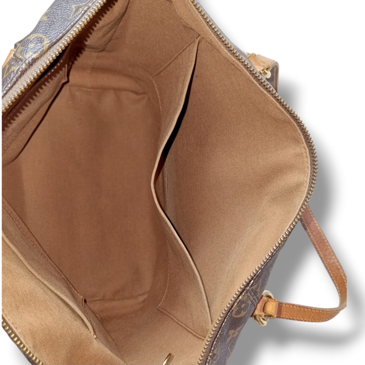 Louis Vuitton Totally