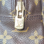 Louis Vuitton Trousse de toilette