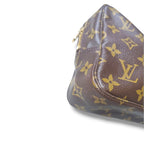 Louis Vuitton Trousse de toilette