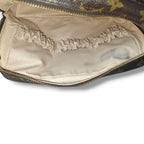 Louis Vuitton Trousse de toilette