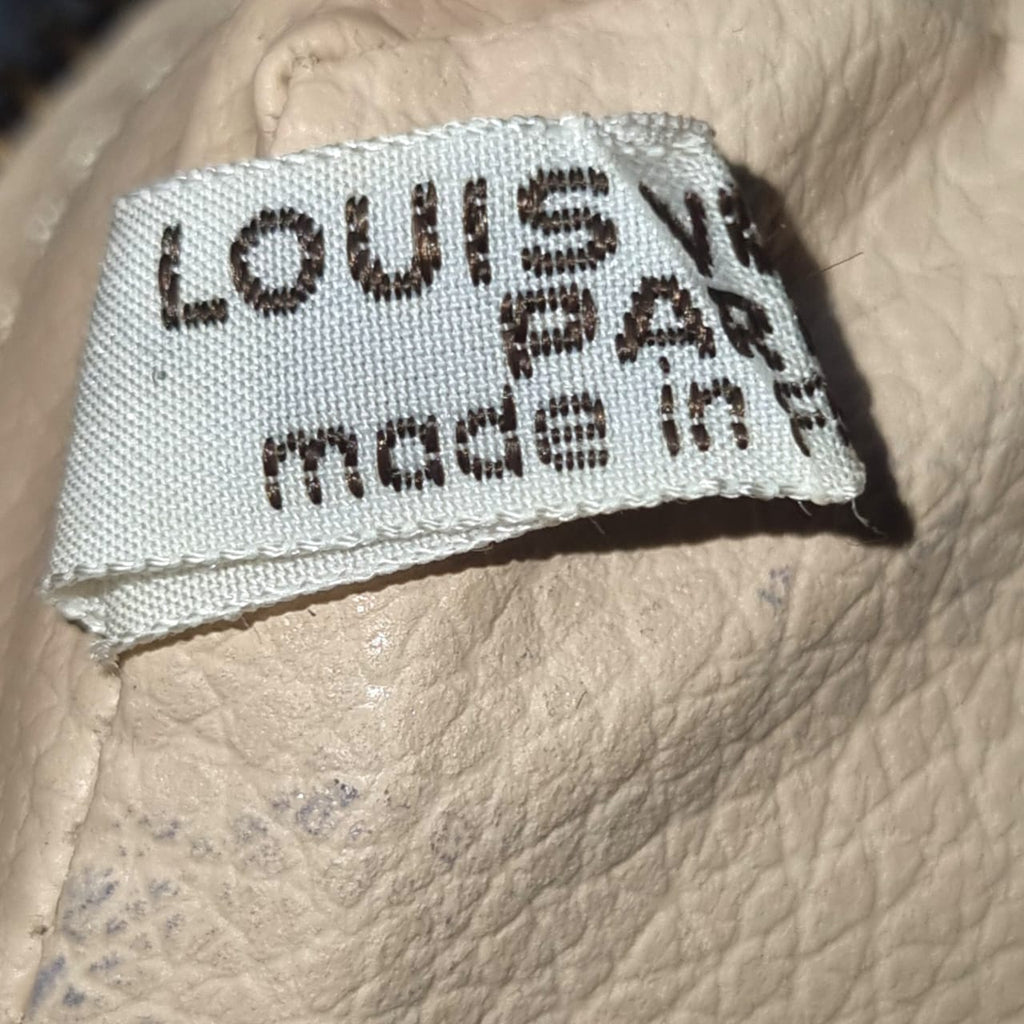 Louis Vuitton Trousse de toilette