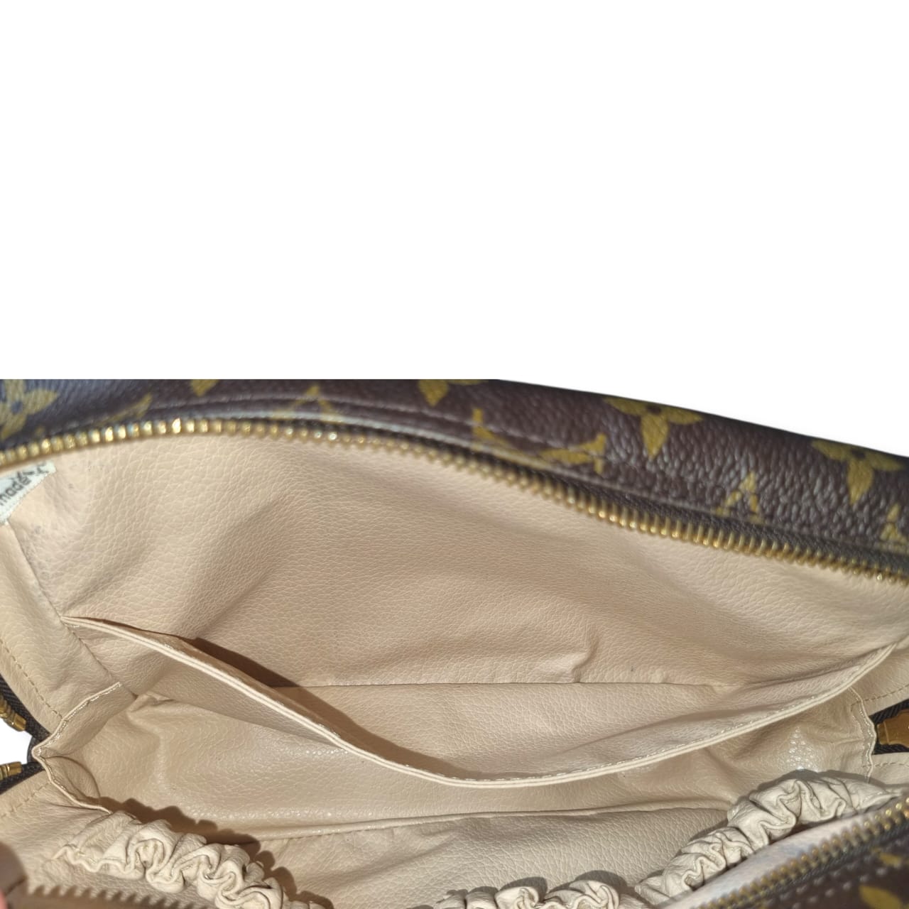 Louis Vuitton Trousse de toilette