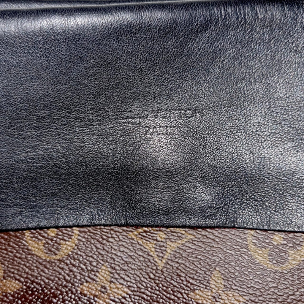 Louis Vuitton Tuileries Hobo Monogram