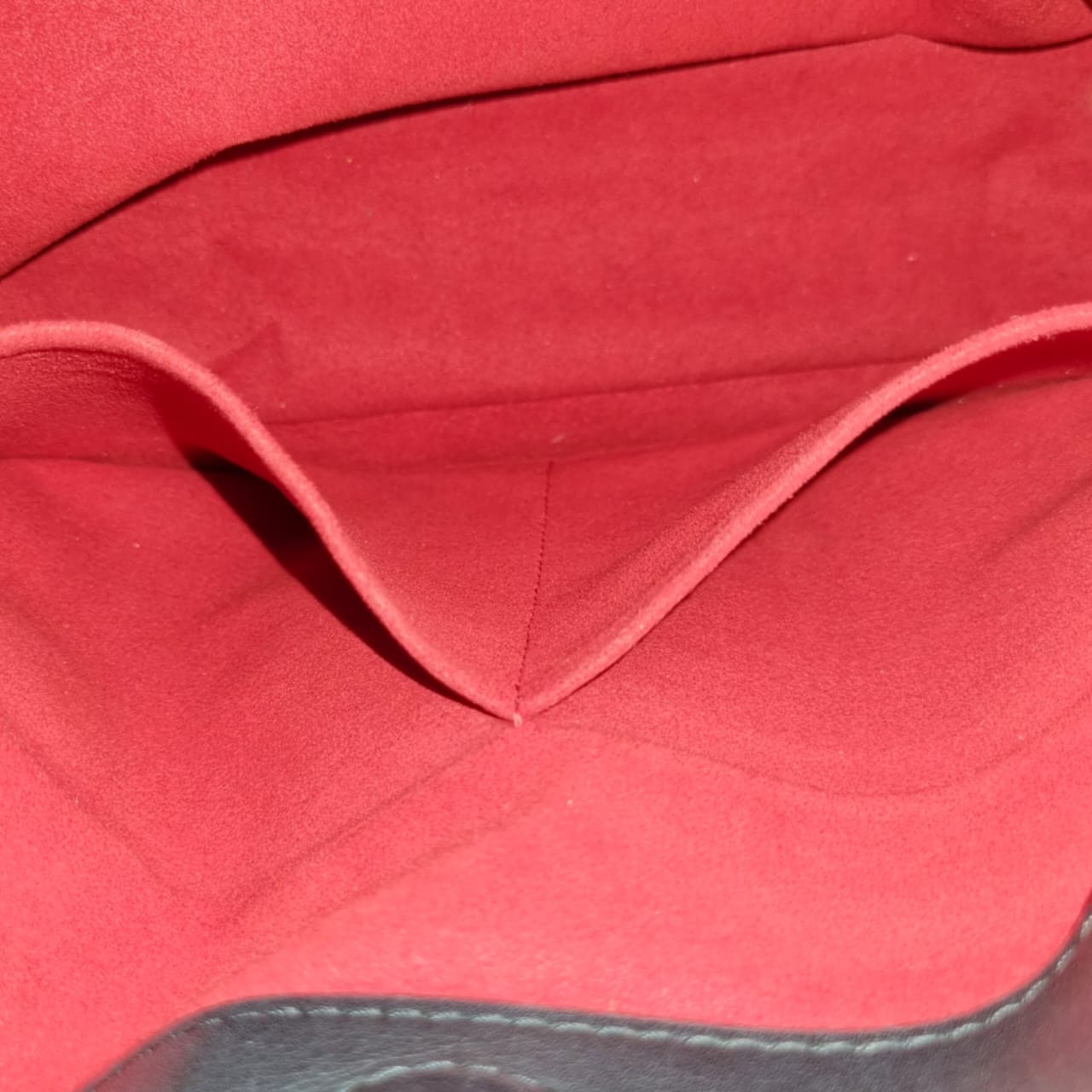 Louis Vuitton Tuileries Hobo Monogram