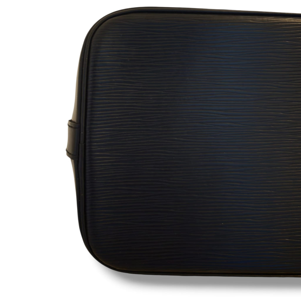 Louis Vuitton Alma 30 Noir